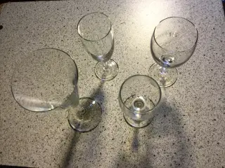 Vin ,champagne samt cocktailglas - nye !