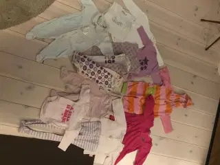 Pigetøj, 21 dele, str. 62