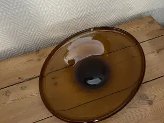 Gyldnet  glas fad 