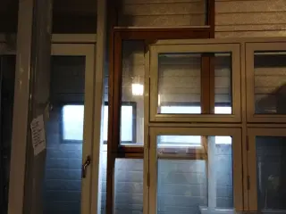 NYT HØJ VINDUE, 77x298, 1800