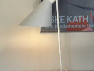 Arne Jacobsen AJ bordlampe, hvid