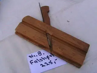 Falshøvl. Ældre, men fin. 250,- kr. 
