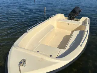 Seaexplorer 440 m 15hk Mercury og trailer