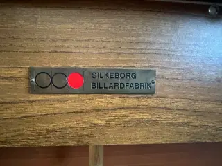 Billardbord med skiferplade