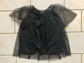 Sort bluse med tyl og glimmer str. 6-7 år