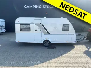 2022 - Knaus Sport 450 FU SPORT E POWER SELECTION   Knaus Sport 450 FU E-power 2022 inkl. Ventura 300 fortelt - kan nu ses hos Camping-Specialisten.dk