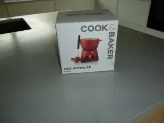 Ny-ubrugt  Cook & Baker chokoladefondue sælges. 