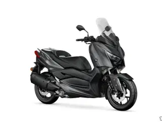 Yamaha X-Max 300